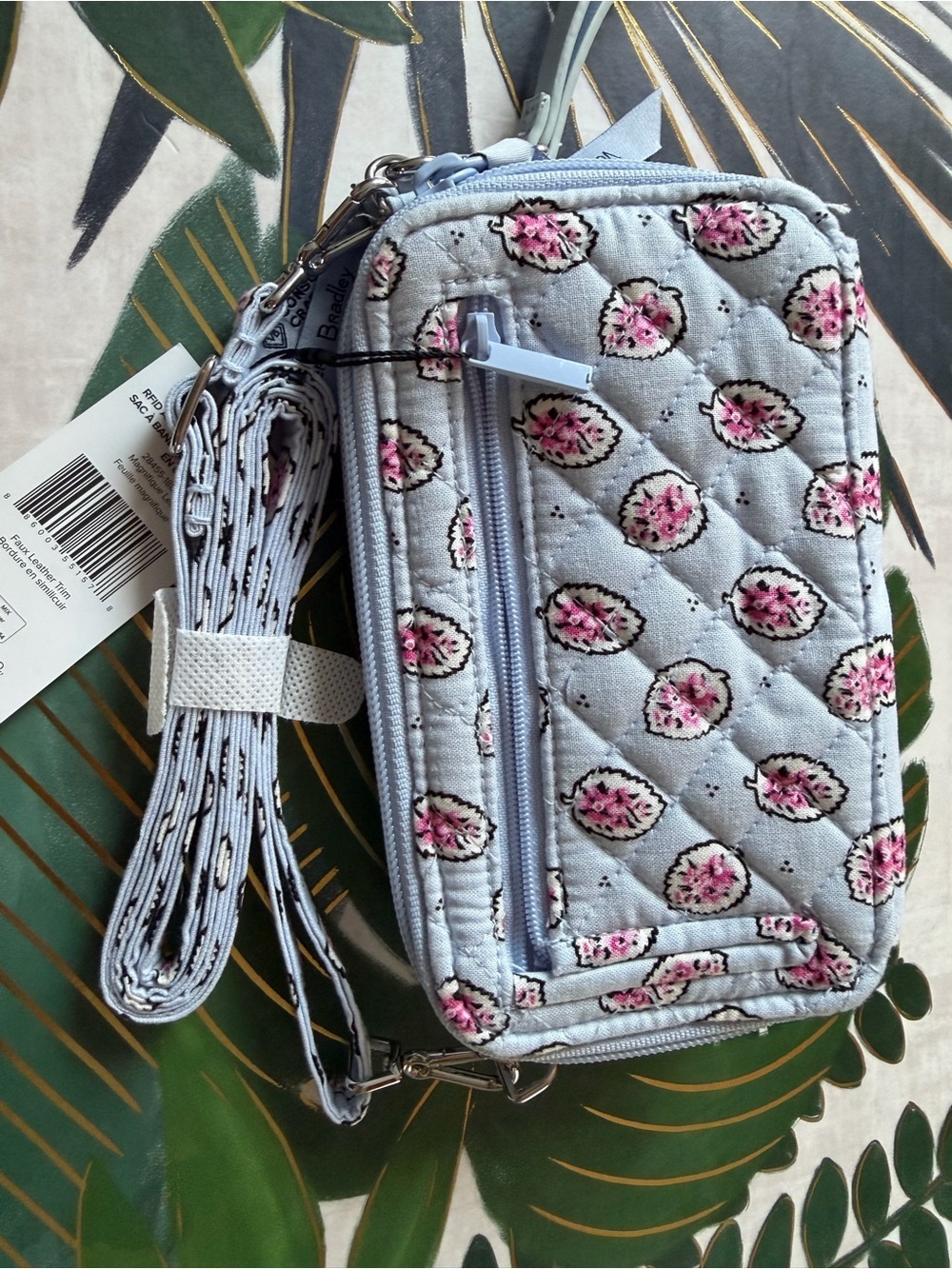 Vera Bradley RFID All In One Crossbody Wallet Magnifique Leaf NWT - Picture 2 of 7